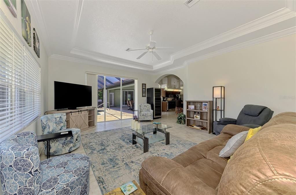 For Rent: $5,000 (4 beds, 2 baths, 2809 Square Feet)