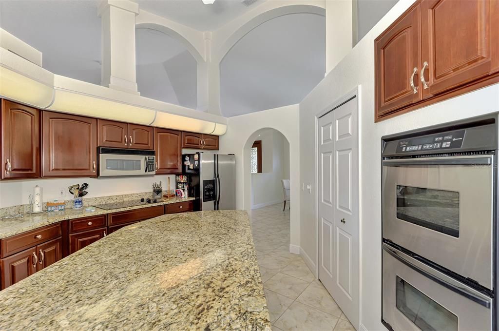 For Rent: $5,000 (4 beds, 2 baths, 2809 Square Feet)