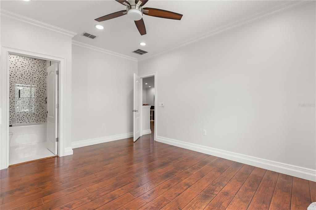 Active With Contract: $1,450,000 (5 beds, 4 baths, 5035 Square Feet)