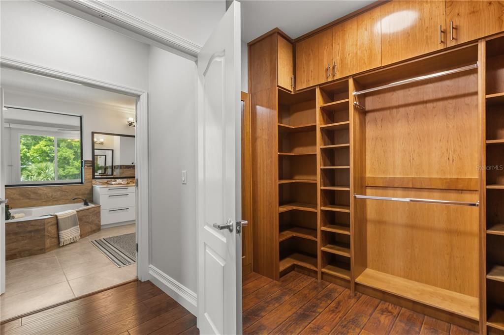Active With Contract: $1,450,000 (5 beds, 4 baths, 5035 Square Feet)