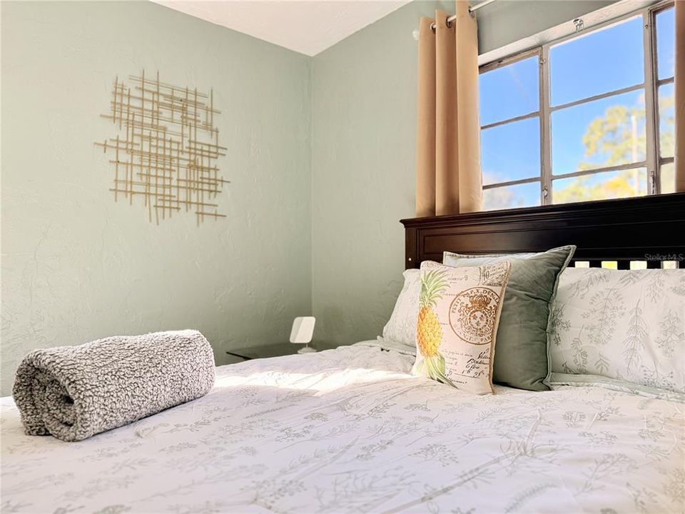 En Venta: $635,000 (5 camas, 0 baños, 1865 Pies cuadrados)