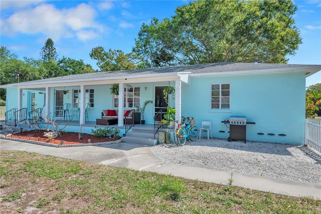 En Venta: $635,000 (5 camas, 0 baños, 1865 Pies cuadrados)
