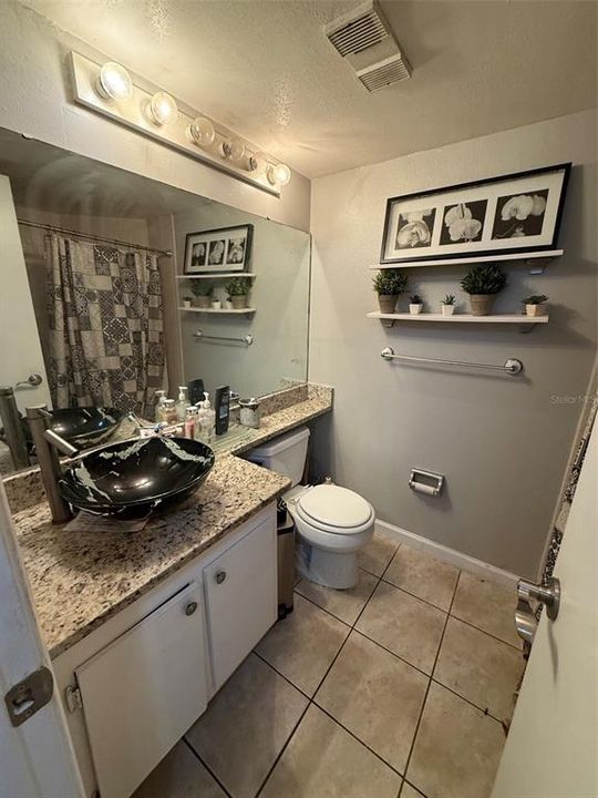 En Venta: $155,000 (2 camas, 2 baños, 820 Pies cuadrados)