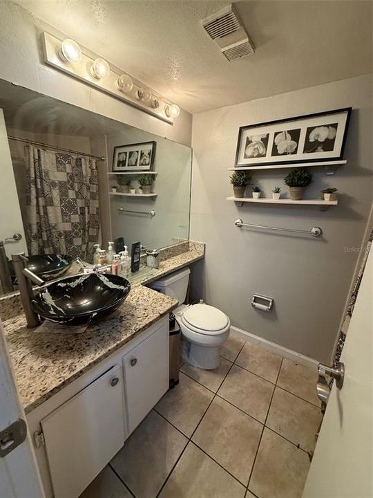 En Venta: $155,000 (2 camas, 2 baños, 820 Pies cuadrados)