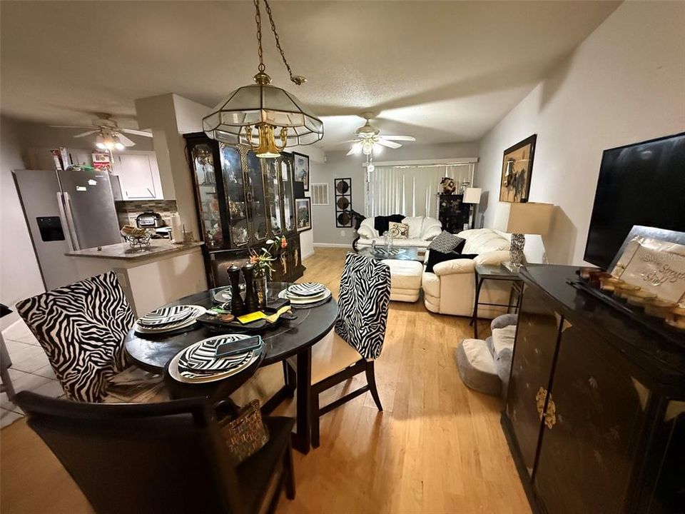En Venta: $155,000 (2 camas, 2 baños, 820 Pies cuadrados)