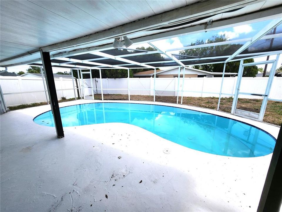 En Venta: $279,900 (2 camas, 2 baños, 1317 Pies cuadrados)