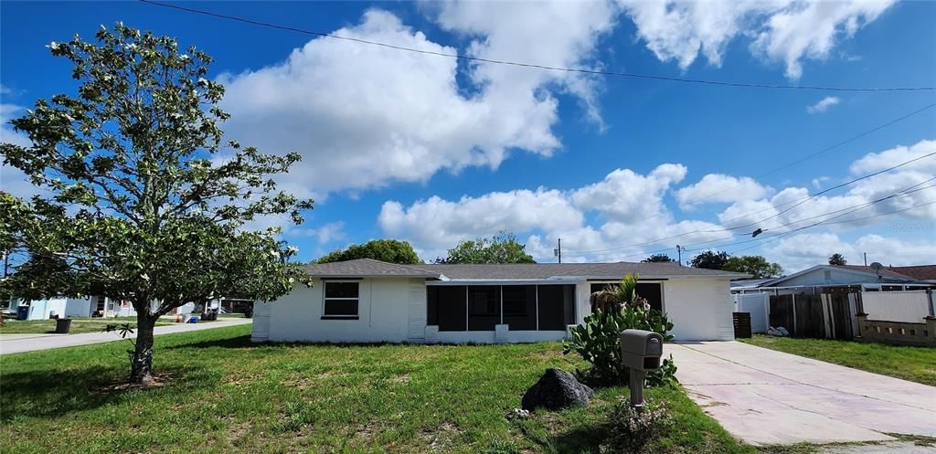 En Venta: $279,900 (2 camas, 2 baños, 1317 Pies cuadrados)