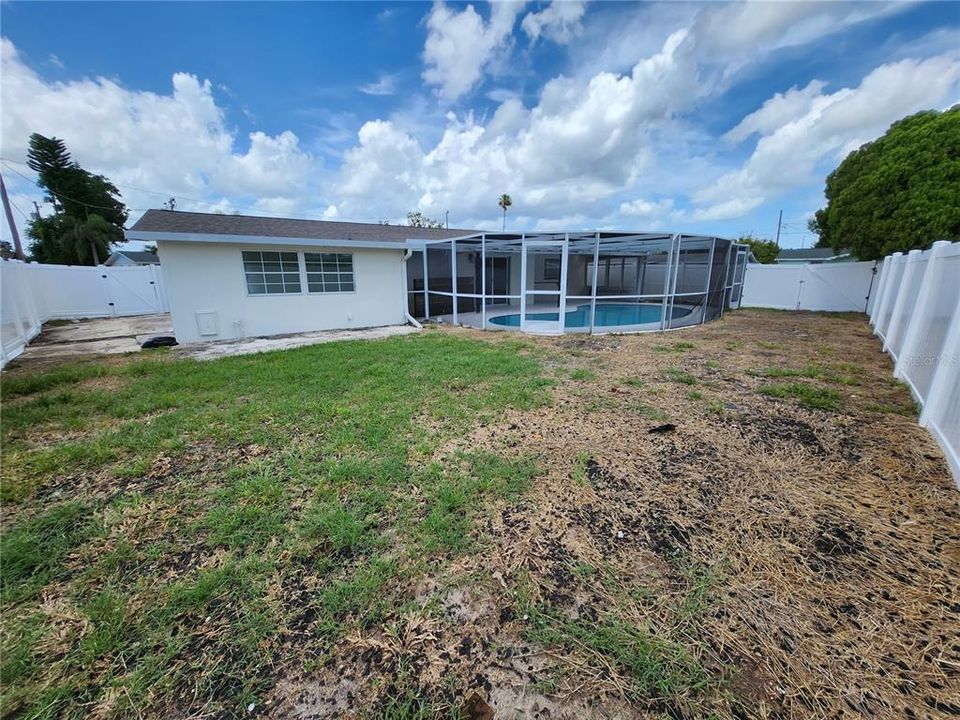 En Venta: $279,900 (2 camas, 2 baños, 1317 Pies cuadrados)