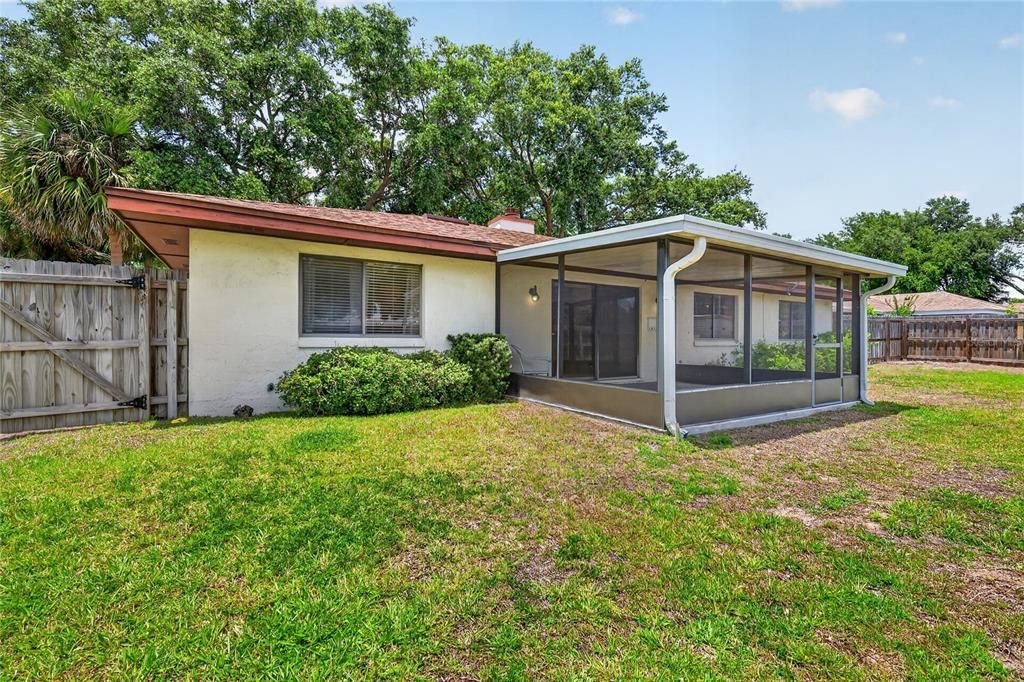 En Venta: $300,000 (3 camas, 2 baños, 1702 Pies cuadrados)