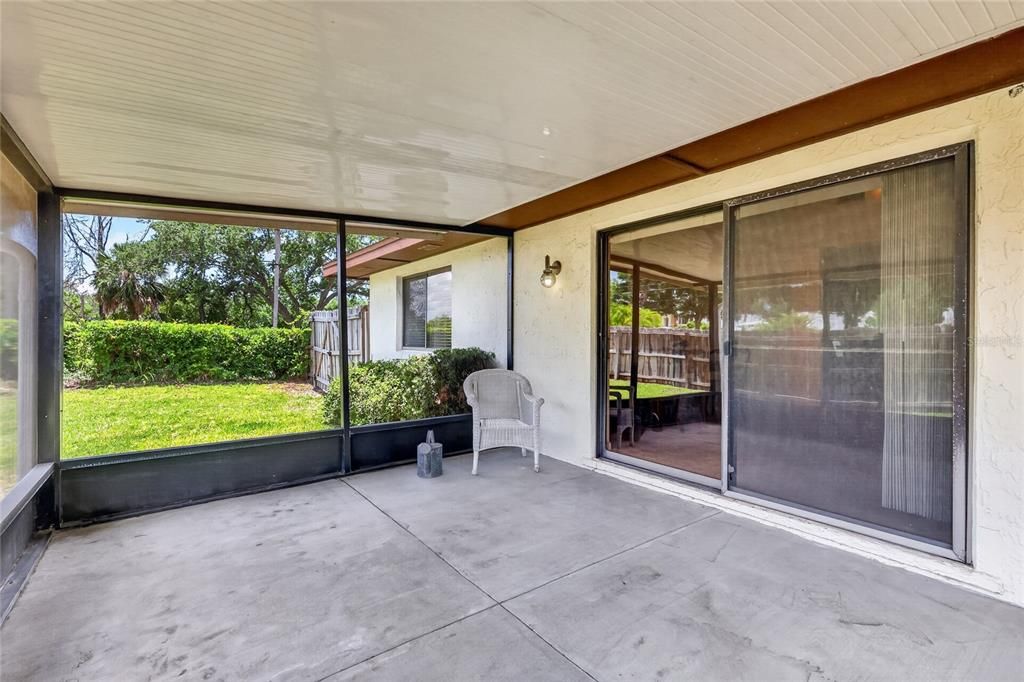 En Venta: $300,000 (3 camas, 2 baños, 1702 Pies cuadrados)
