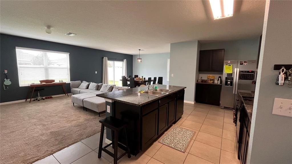 Active With Contract: $2,550 (4 beds, 2 baths, 2260 Square Feet)