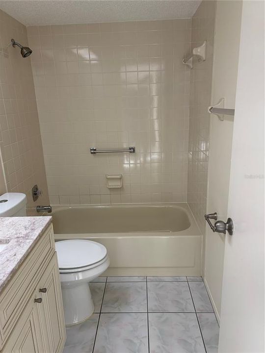 For Sale: $129,000 (2 beds, 2 baths, 1114 Square Feet)