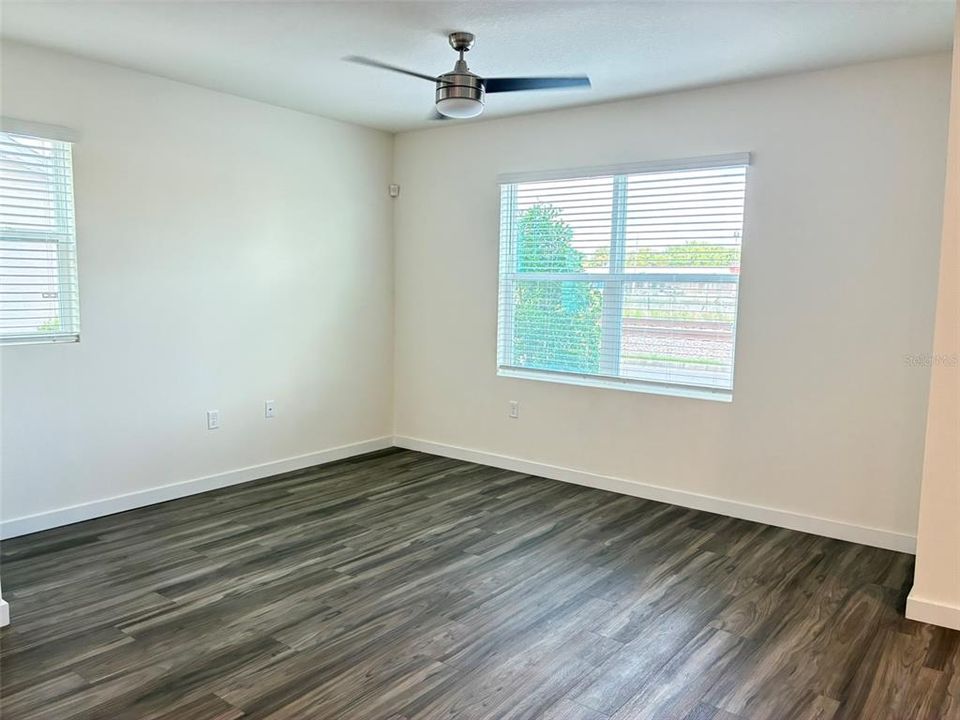 En Renta: $2,500 (3 camas, 3 baños, 1488 Pies cuadrados)