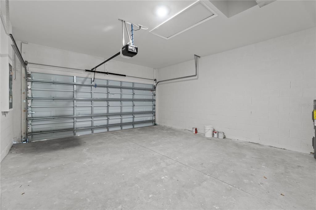 En Venta: $499,900 (6 camas, 0 baños, 2088 Pies cuadrados)