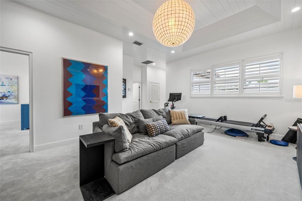 For Sale: $3,200,000 (4 beds, 4 baths, 3161 Square Feet)