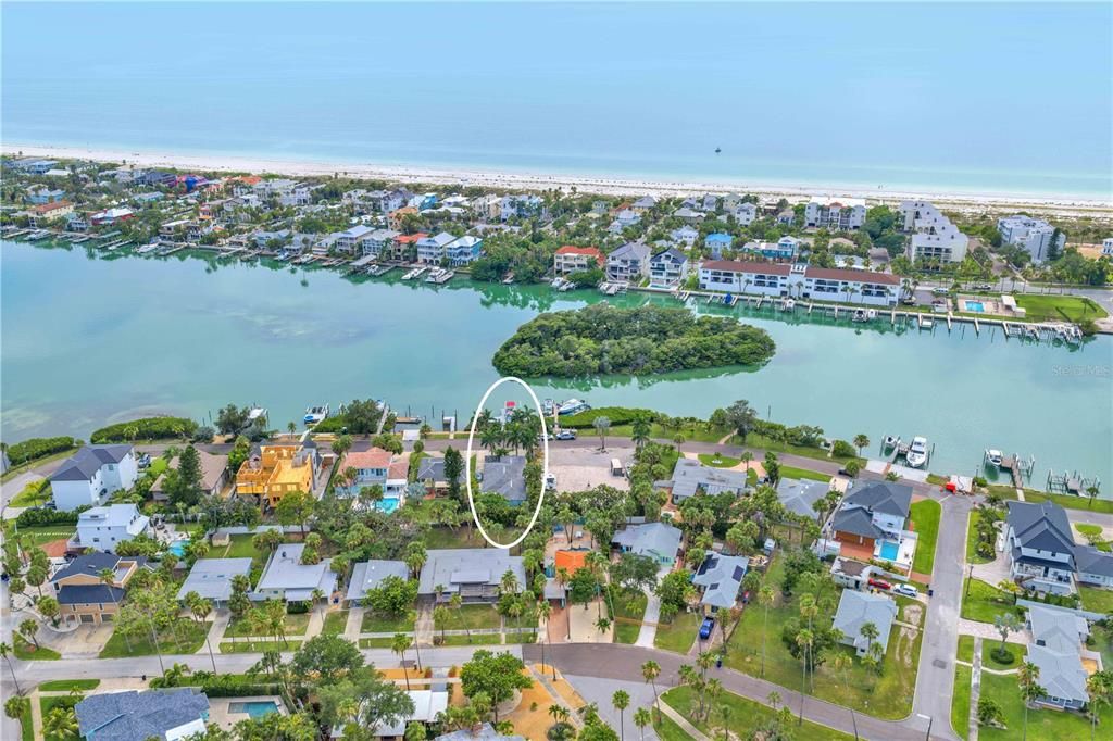 В аренду: $5,395 (3 спален, 3 ванн, 2192 Квадратных фут)