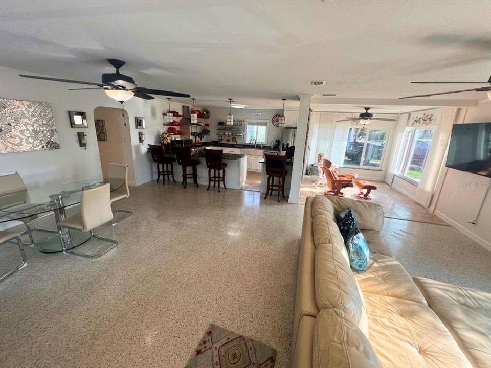 For Rent: $5,500 (3 beds, 3 baths, 2192 Square Feet)
