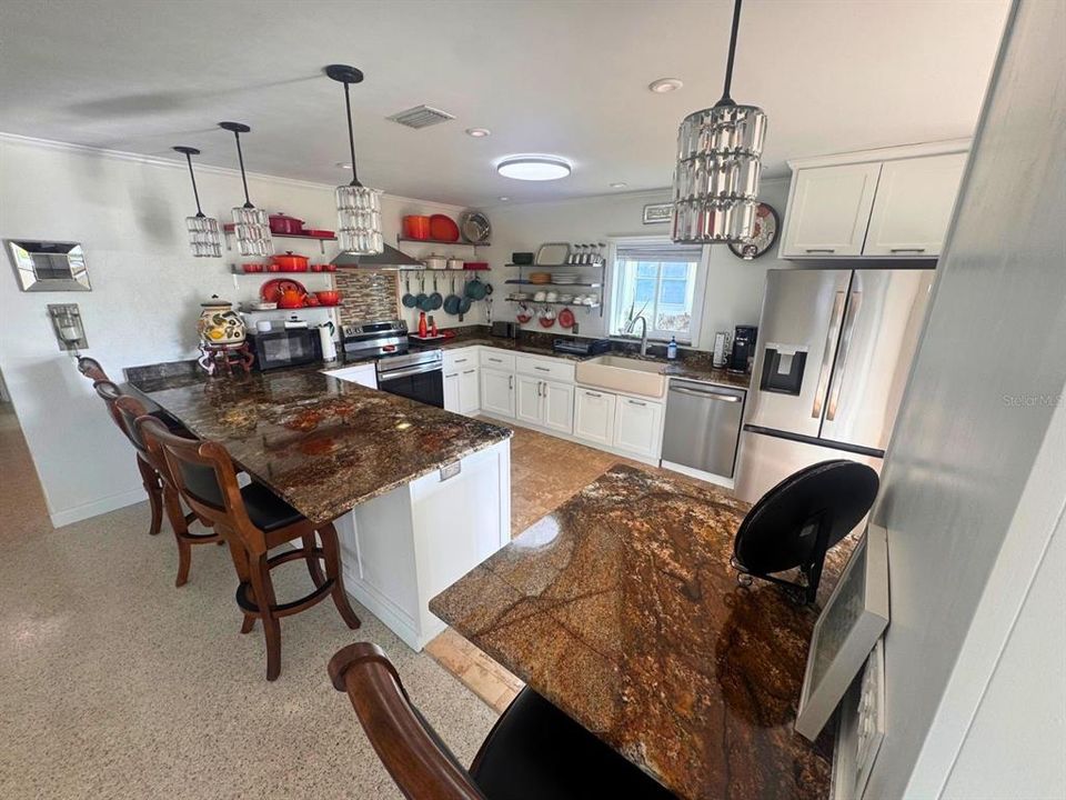 For Rent: $5,500 (3 beds, 3 baths, 2192 Square Feet)
