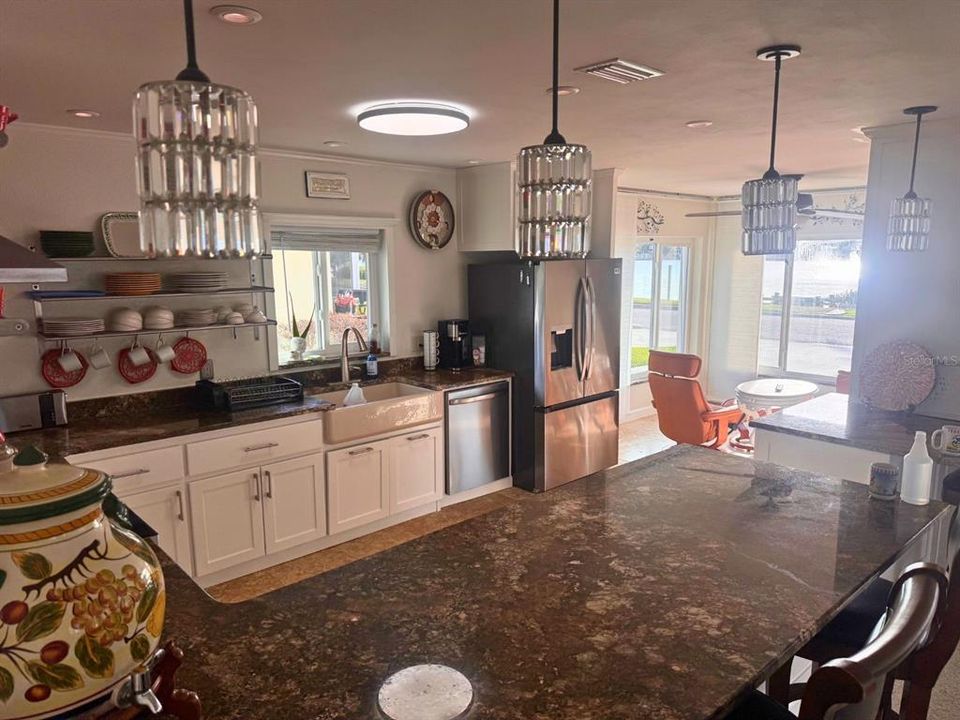 For Rent: $5,500 (3 beds, 3 baths, 2192 Square Feet)