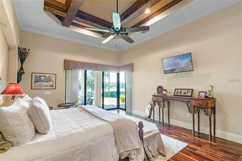 For Sale: $1,949,000 (4 beds, 2 baths, 3500 Square Feet)