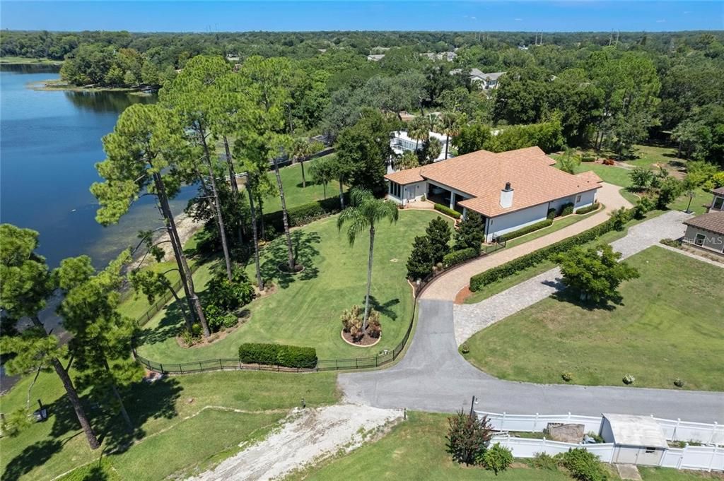 For Sale: $1,949,000 (4 beds, 2 baths, 3500 Square Feet)