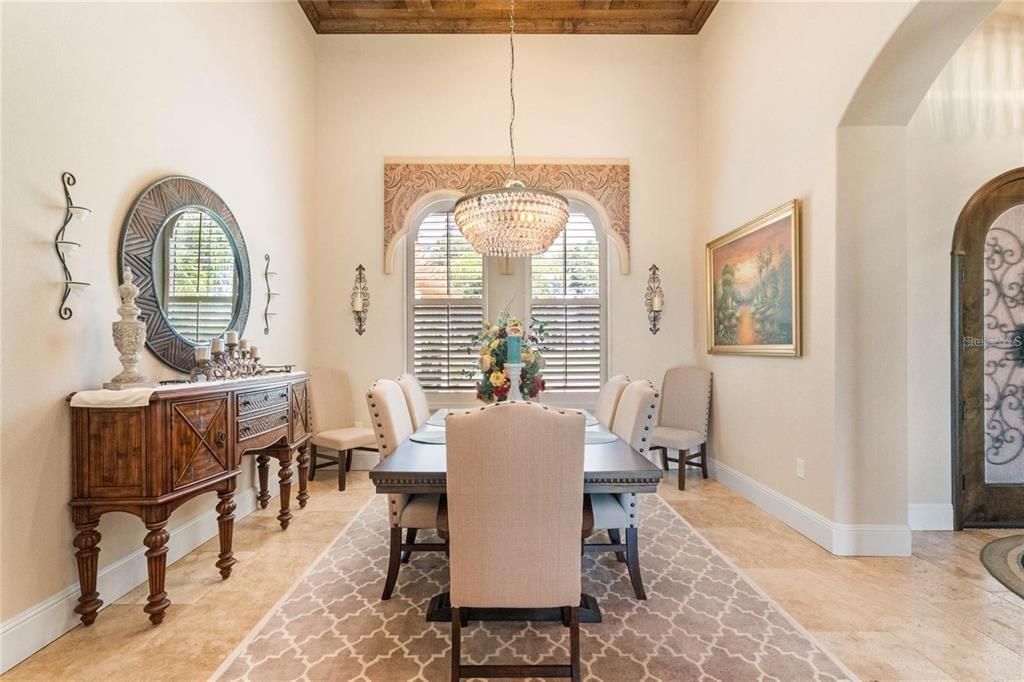 For Sale: $1,949,000 (4 beds, 2 baths, 3500 Square Feet)