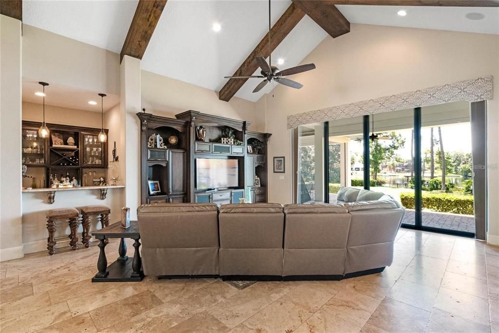 For Sale: $1,949,000 (4 beds, 2 baths, 3500 Square Feet)