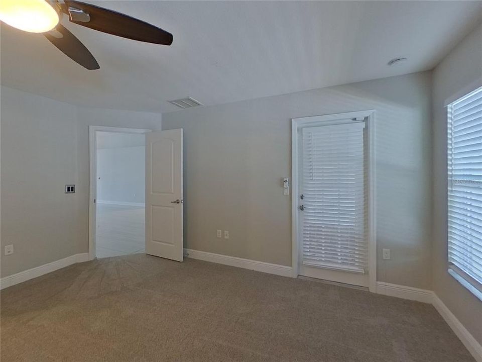 For Rent: $2,199 (3 beds, 2 baths, 2217 Square Feet)