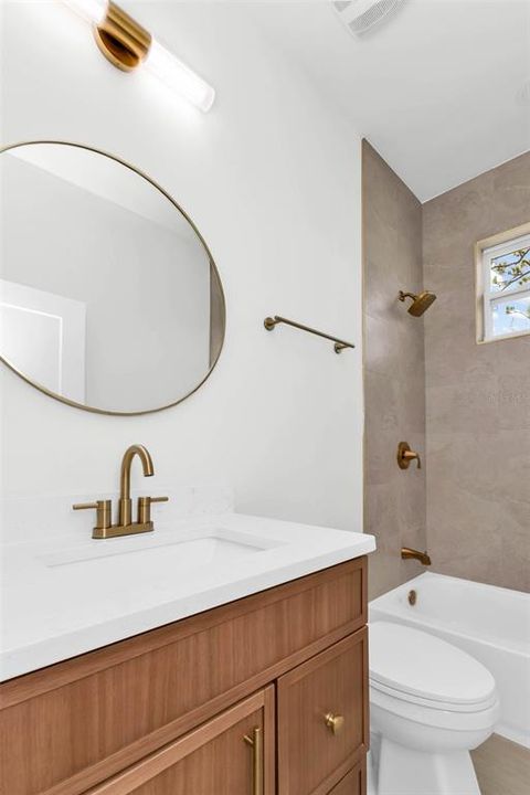 For Sale: $399,000 (4 beds, 2 baths, 1681 Square Feet)