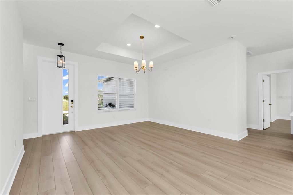 For Sale: $399,000 (4 beds, 2 baths, 1681 Square Feet)