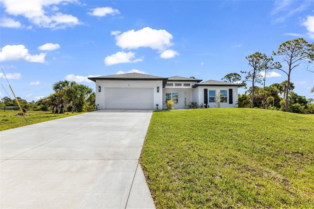 For Sale: $399,000 (4 beds, 2 baths, 1681 Square Feet)