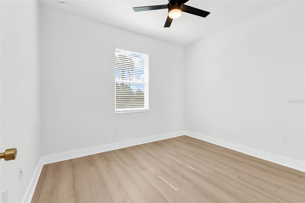 For Sale: $399,000 (4 beds, 2 baths, 1681 Square Feet)