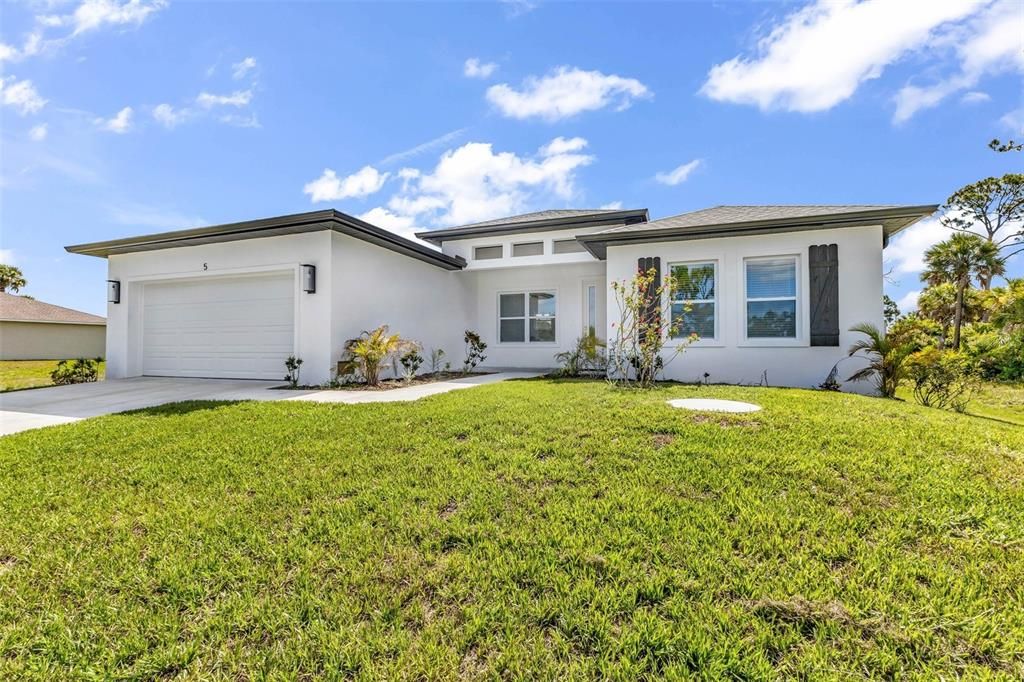 For Sale: $399,000 (4 beds, 2 baths, 1681 Square Feet)