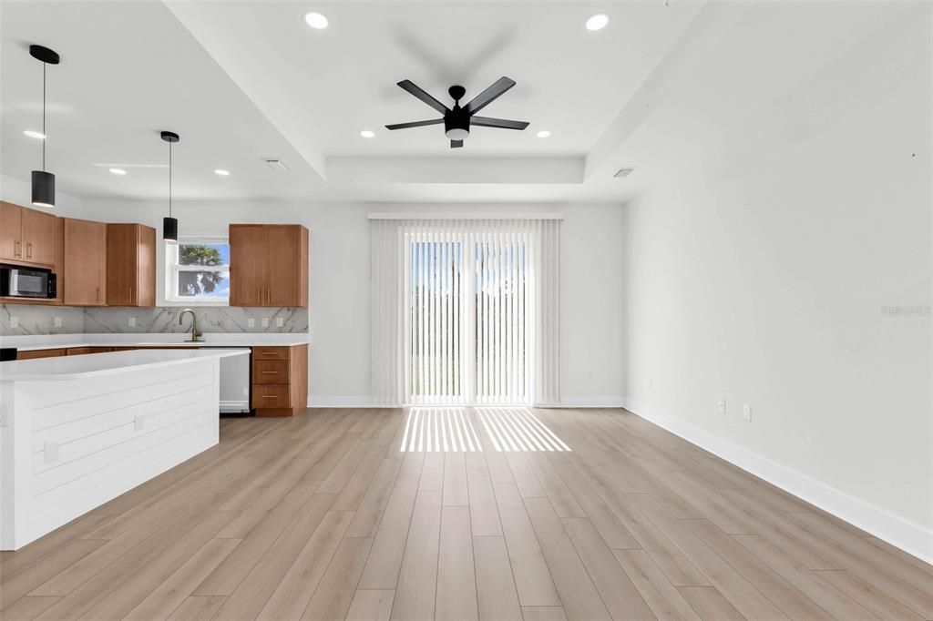 For Sale: $399,000 (4 beds, 2 baths, 1681 Square Feet)