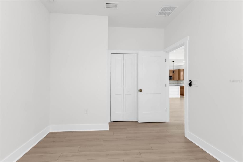 For Sale: $399,000 (4 beds, 2 baths, 1681 Square Feet)