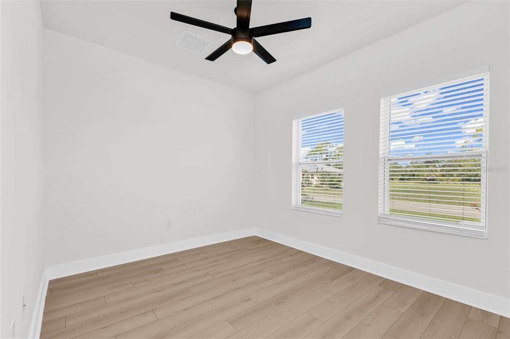 For Sale: $399,000 (4 beds, 2 baths, 1681 Square Feet)