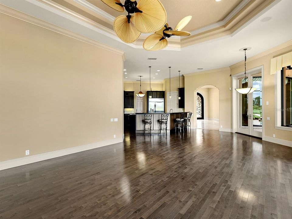 En Venta: $1,749,000 (4 camas, 3 baños, 3887 Pies cuadrados)
