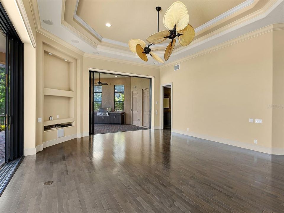 En Venta: $1,749,000 (4 camas, 3 baños, 3887 Pies cuadrados)
