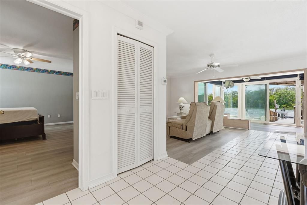 For Sale: $825,000 (2 beds, 2 baths, 1653 Square Feet)