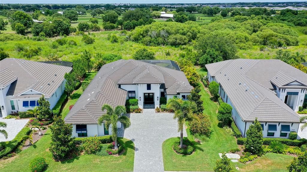 Activo con contrato: $2,150,000 (3 camas, 3 baños, 3216 Pies cuadrados)