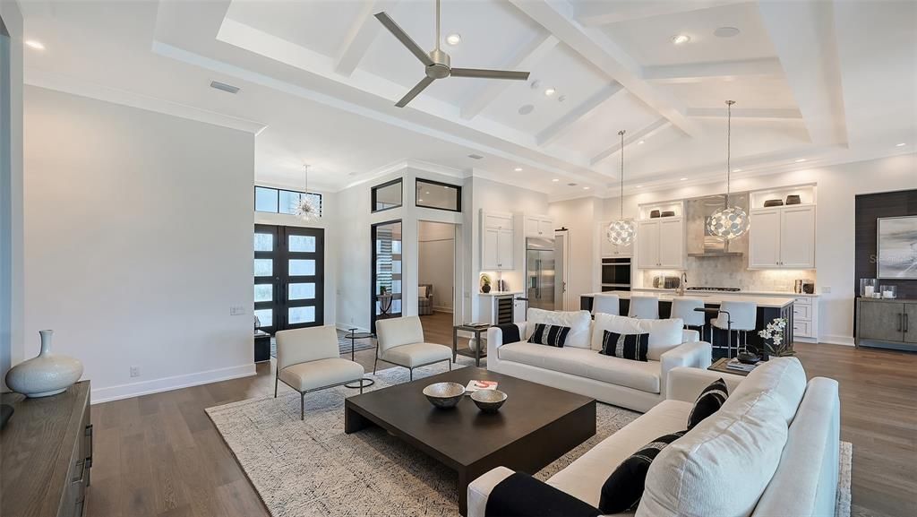 Activo con contrato: $2,150,000 (3 camas, 3 baños, 3216 Pies cuadrados)