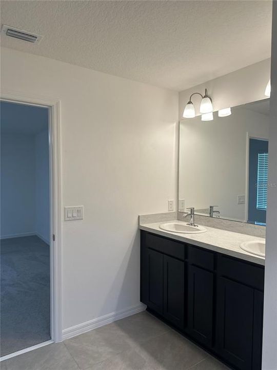 В аренду: $2,595 (4 спален, 2 ванн, 2144 Квадратных фут)