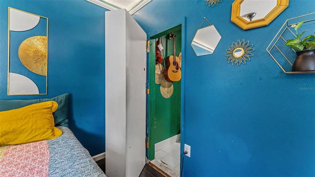 Activo con contrato: $255,000 (3 camas, 2 baños, 1247 Pies cuadrados)