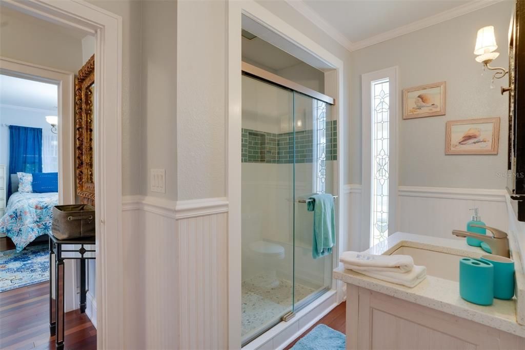 For Rent: $3,500 (2 beds, 2 baths, 1200 Square Feet)