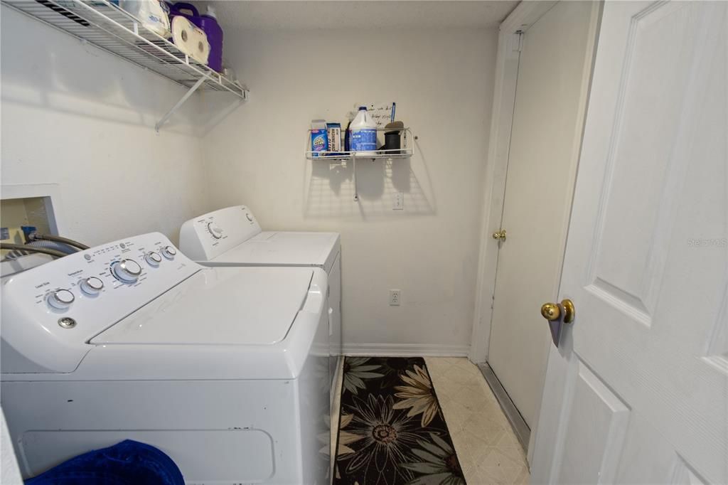 For Sale: $310,000 (5 beds, 3 baths, 2093 Square Feet)