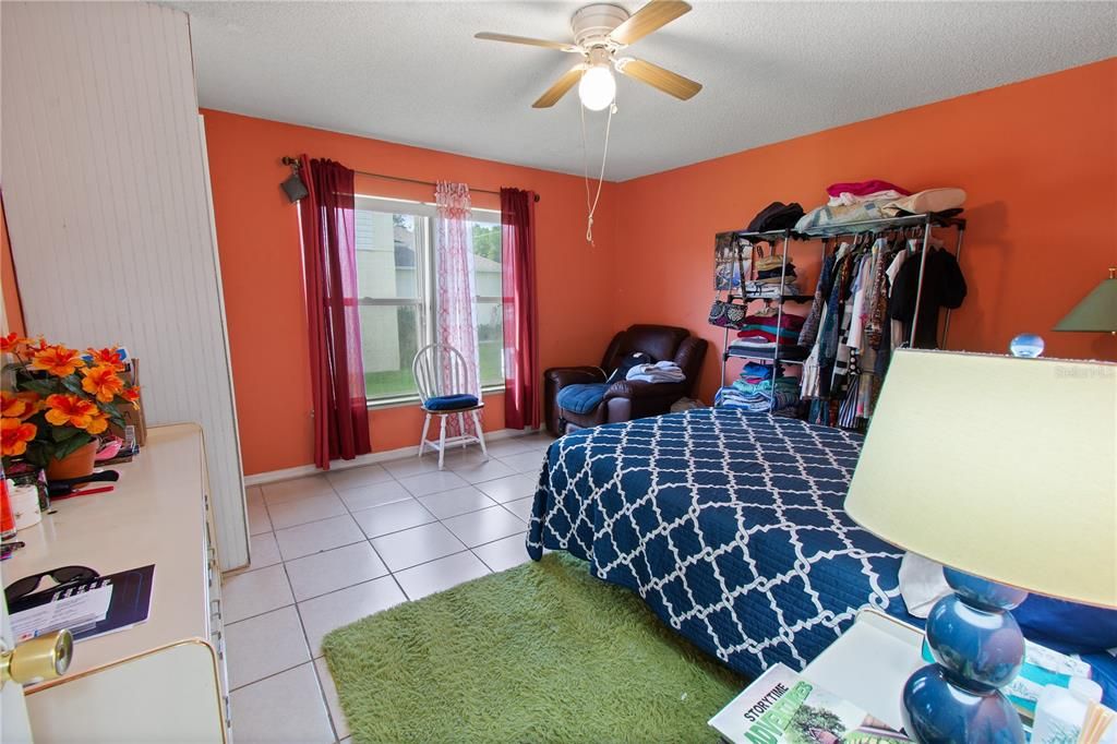 For Sale: $310,000 (5 beds, 3 baths, 2093 Square Feet)