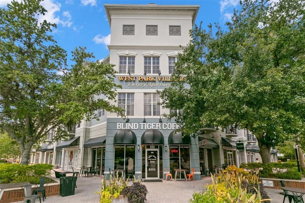 Active With Contract: $935,000 (4 beds, 3 baths, 2973 Square Feet)