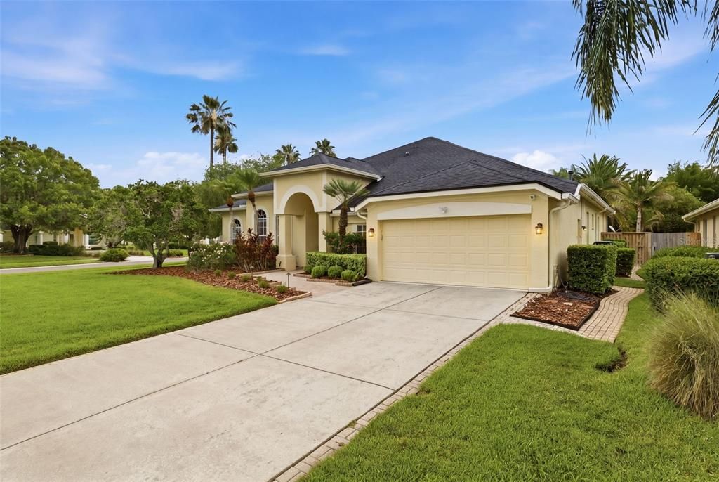 Active With Contract: $935,000 (4 beds, 3 baths, 2973 Square Feet)