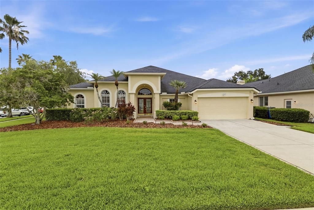 Active With Contract: $935,000 (4 beds, 3 baths, 2973 Square Feet)