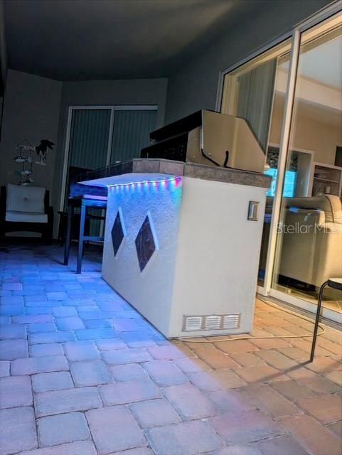 En Venta: $415,000 (3 camas, 2 baños, 1860 Pies cuadrados)